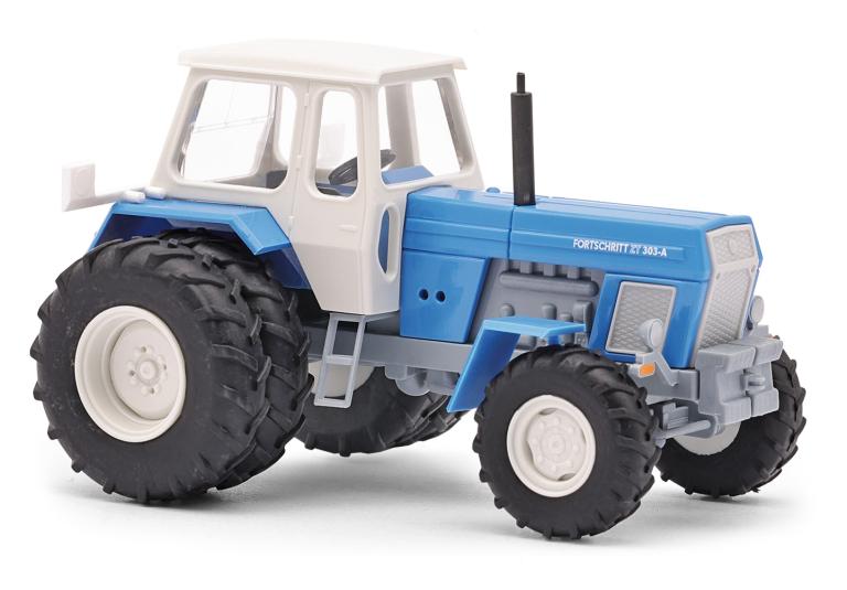 Traktor Fortschritt ZT 303 Doppelbereifung